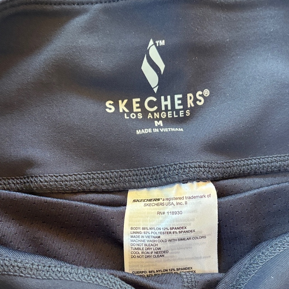 NWT Skechers Navy Skort SZ M - Picture 2 of 9